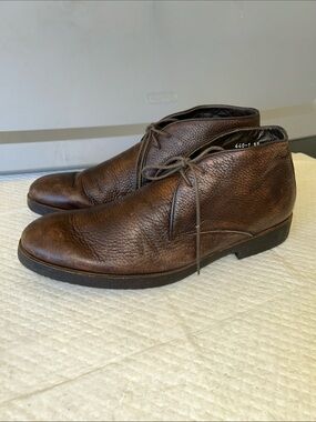 To Boot Brown Pebbled Leather Chukka Boots